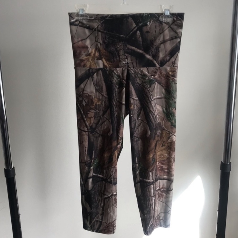 RealTree cropped camo leggings